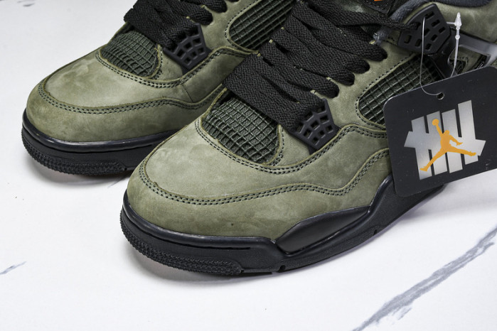 Jordan 4 Retro OG SP Undefeated (2025) IB1519-200