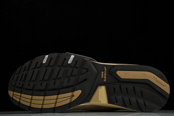 n*ew b*alance copshoe nb-102