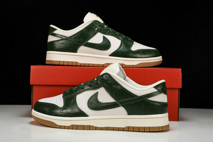 nike dunk low lx wmns gorge green fj2260-002