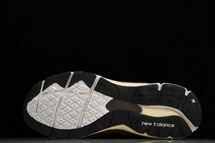 n*ew b*alance copshoe nb-110