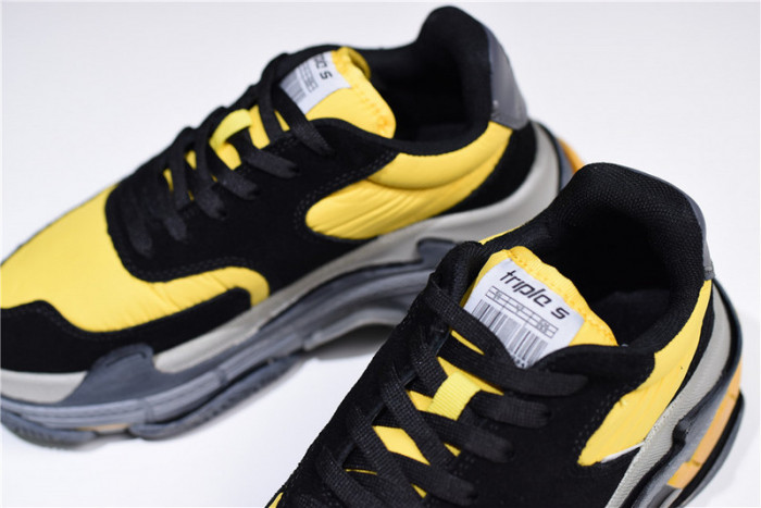 BL Triple-S Sneaker 2.0 52403 W09T 212